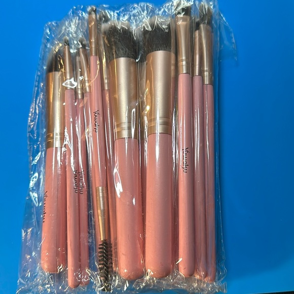 Yuwaku - Picture 1 of 1